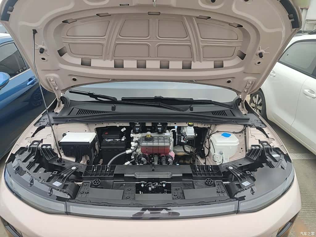 Leapmotor B01, 2025 20