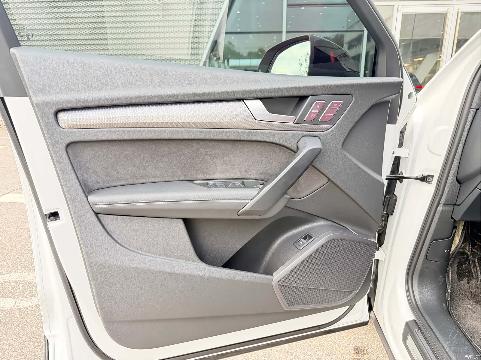 Audi Q5L, 2024 4