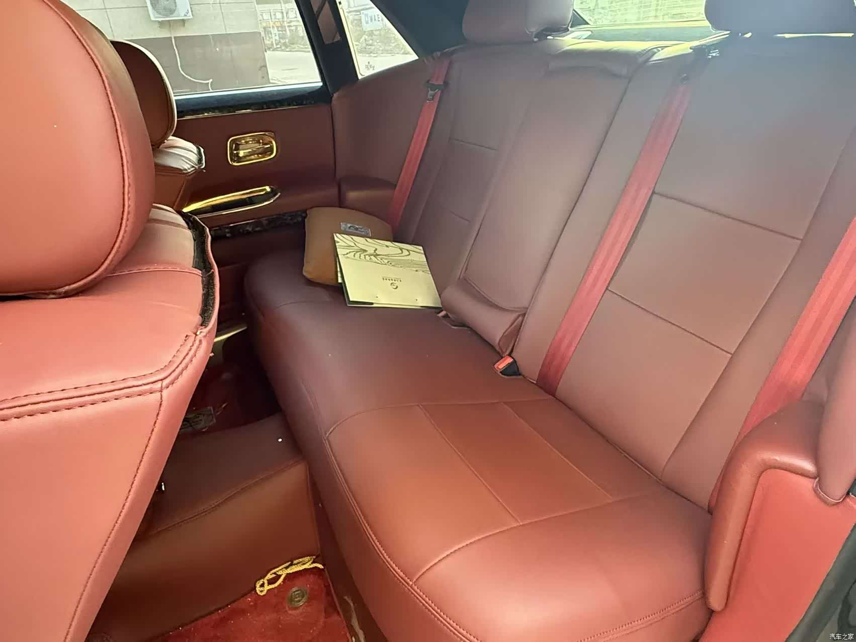 Rolls-Royce Ghost, 2010 6