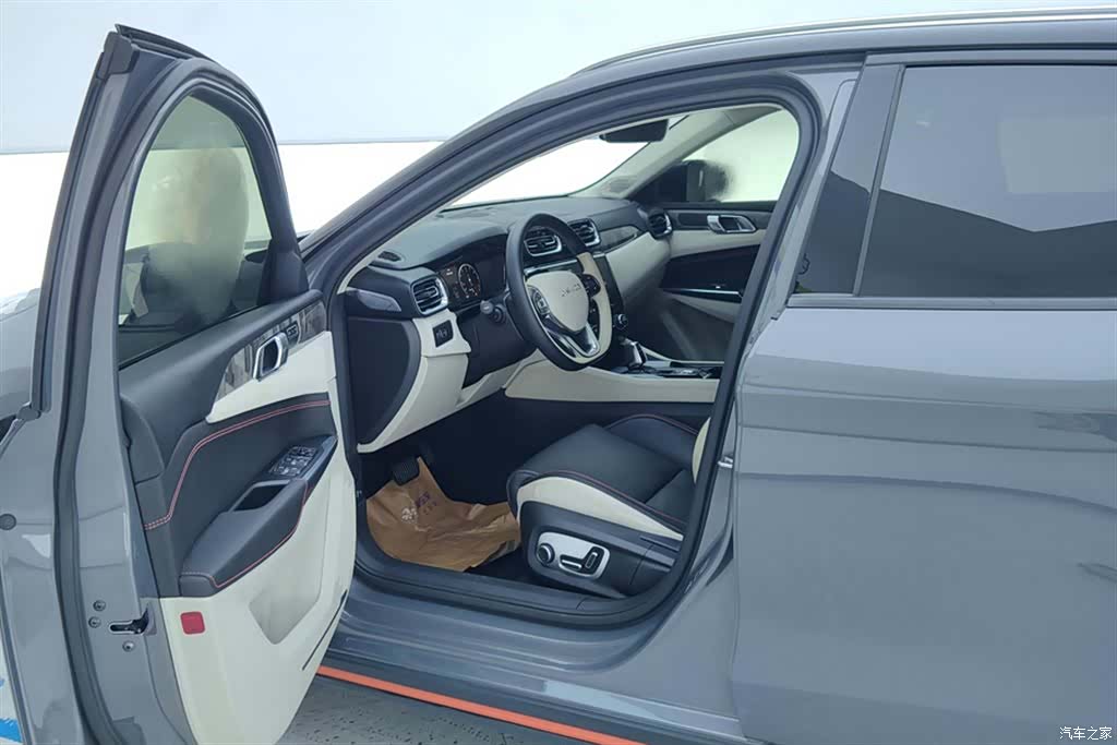 Lynk & Co 01, 2019 9