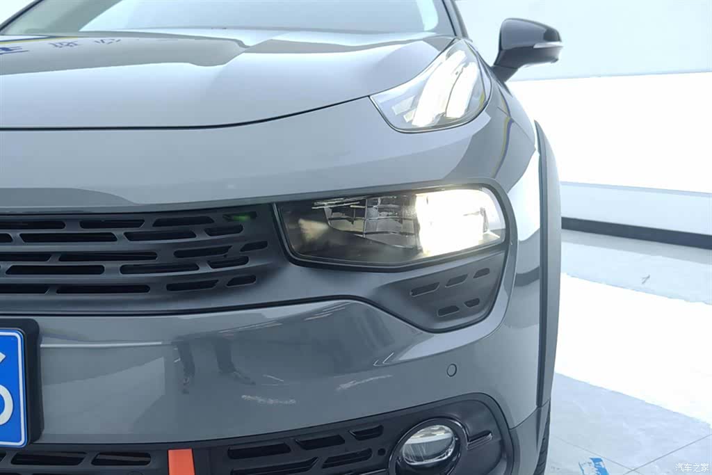 Lynk & Co 01, 2019 все фото