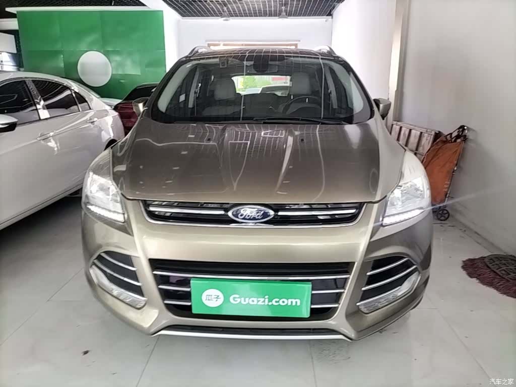 Ford Kuga, 2016 3