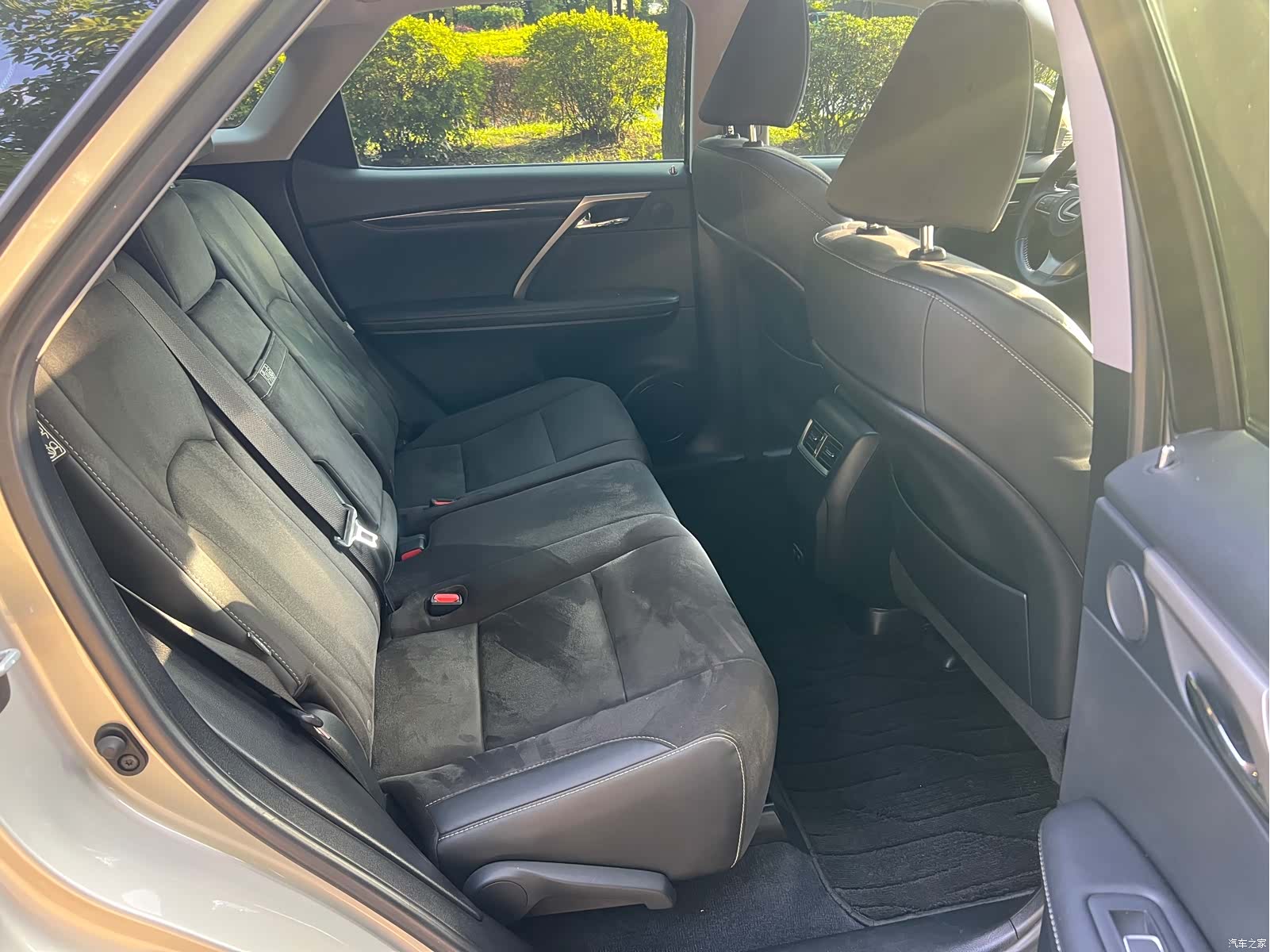 Lexus RX, 2022 14