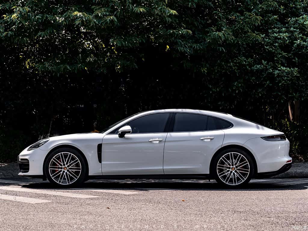 Porsche Panamera, 2021 2