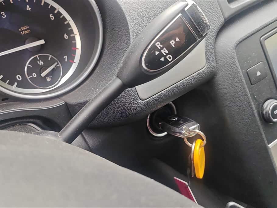 Mercedes-Benz R-class