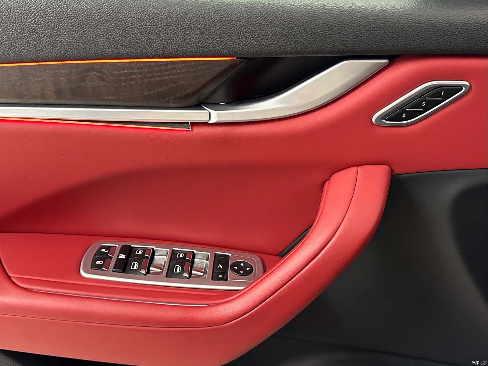 Maserati Levante, 2018 21