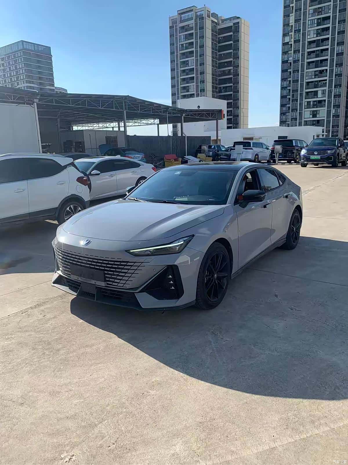 Changan UNI-V, 2022 1