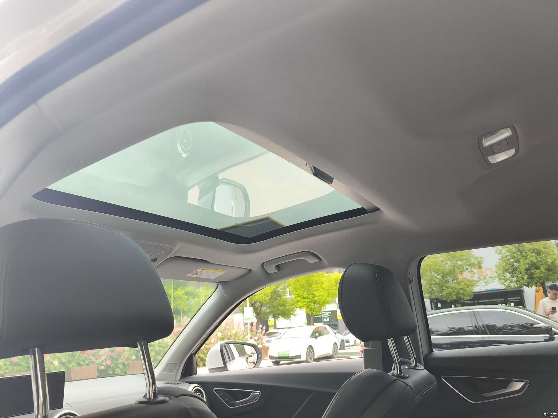 Audi Q2L, 2024 12