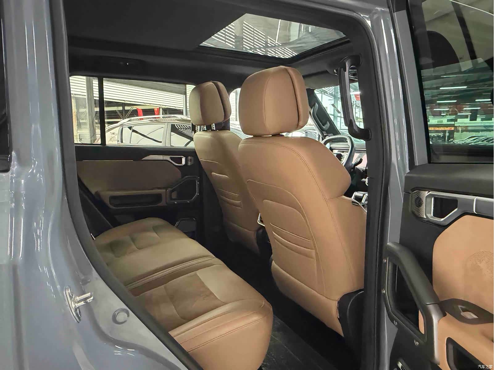 Jetour Traveller, 2023 18