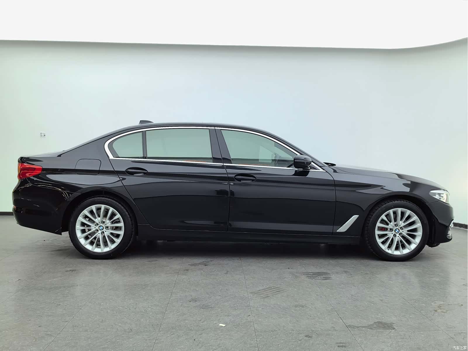 BMW 5 Series, 2020 10