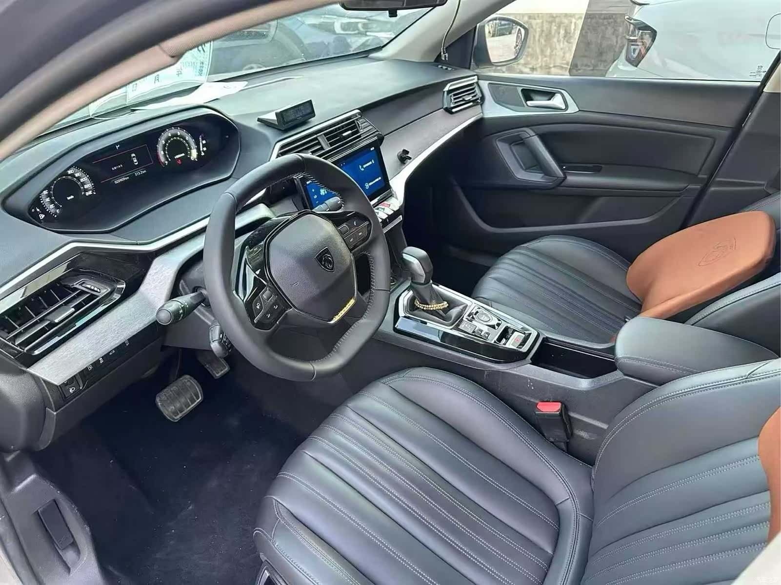 Peugeot 408, 2023 7