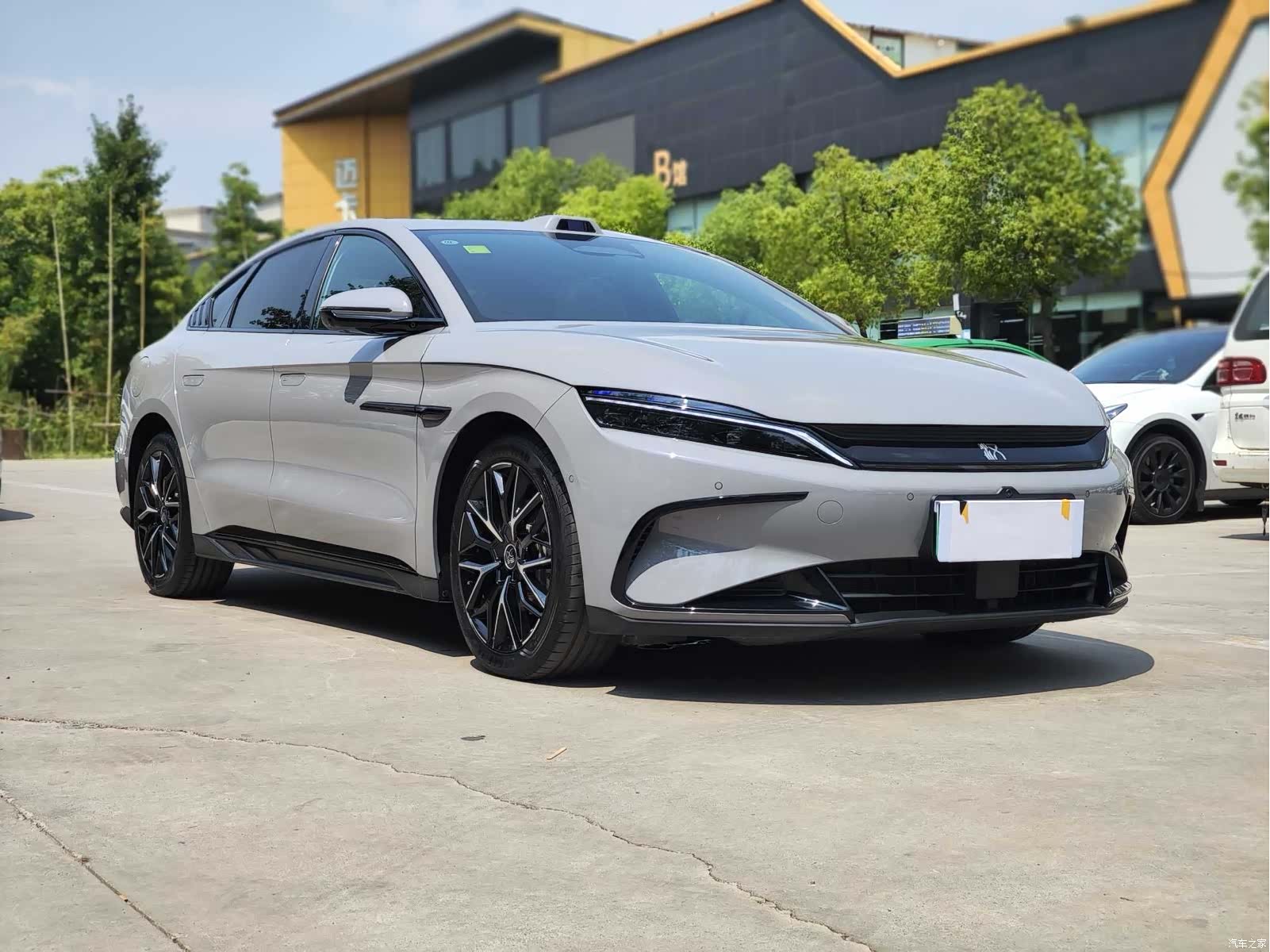 BYD Han, 2025 3