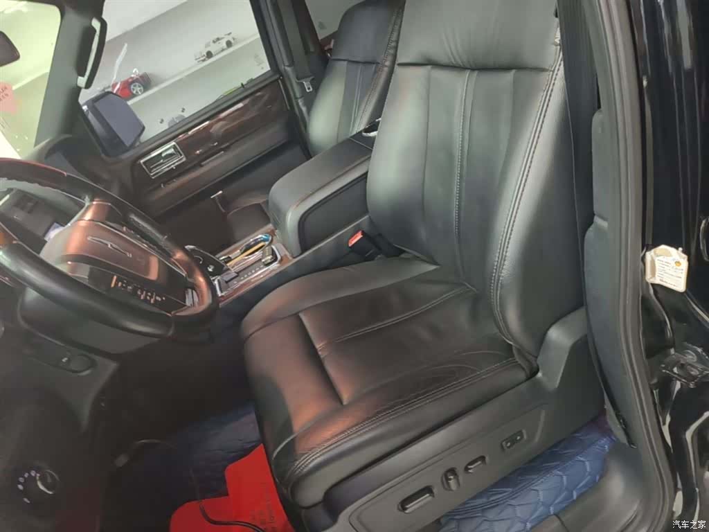Lincoln Navigator, 2016 15