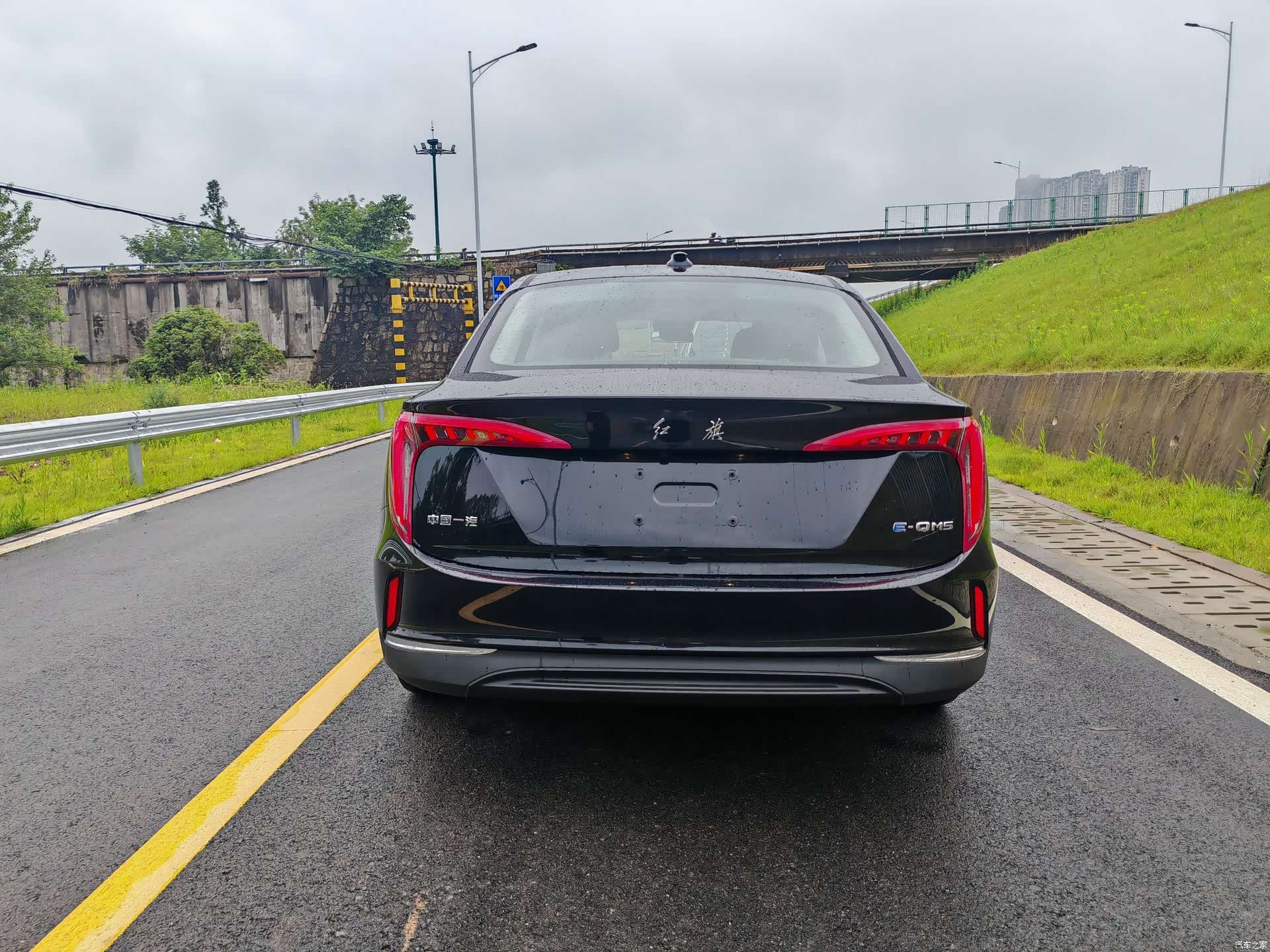 Hongqi QM5, 2022 7
