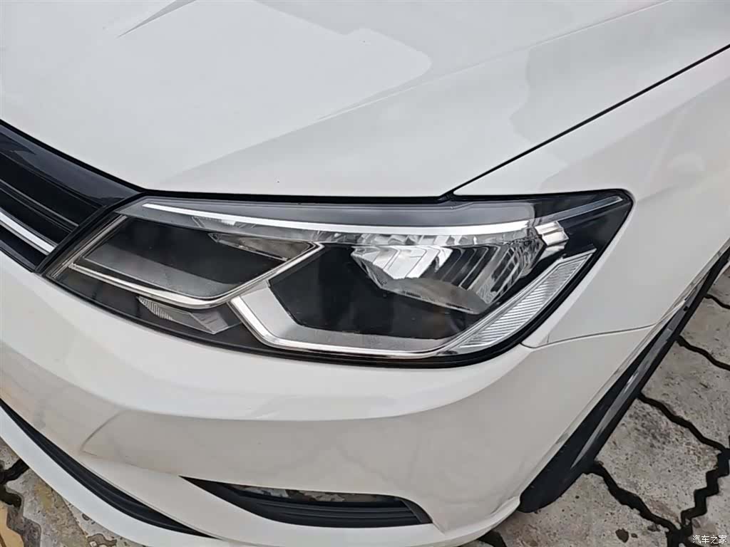 Volkswagen Lamando, 2016 24