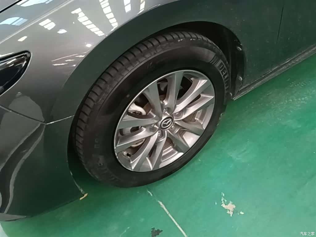 Mazda Mazda3, 2021 23