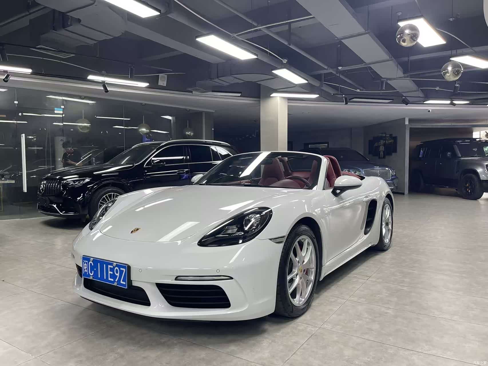 Porsche Boxster, 2020 1
