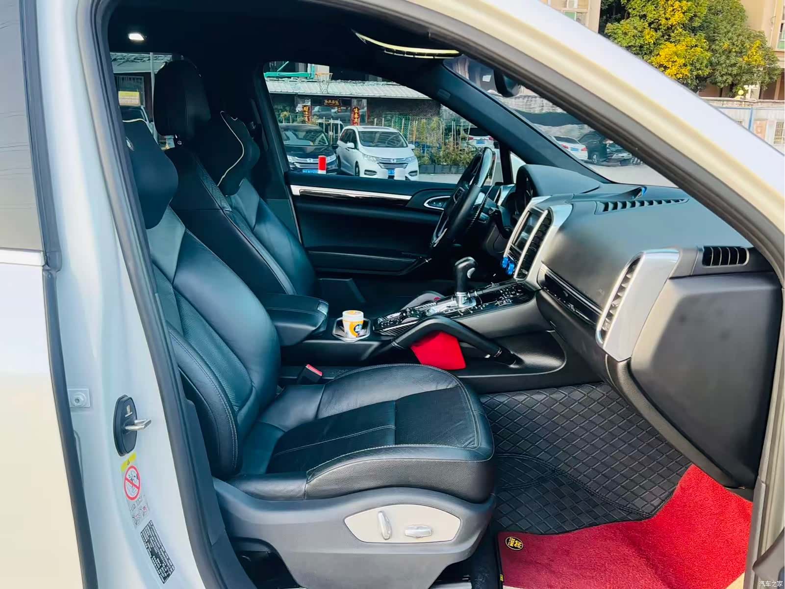 Porsche Cayenne, 2015 7