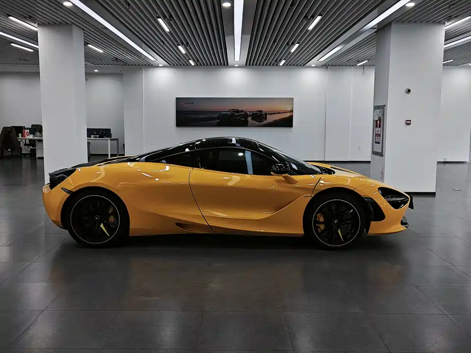 McLaren 720S