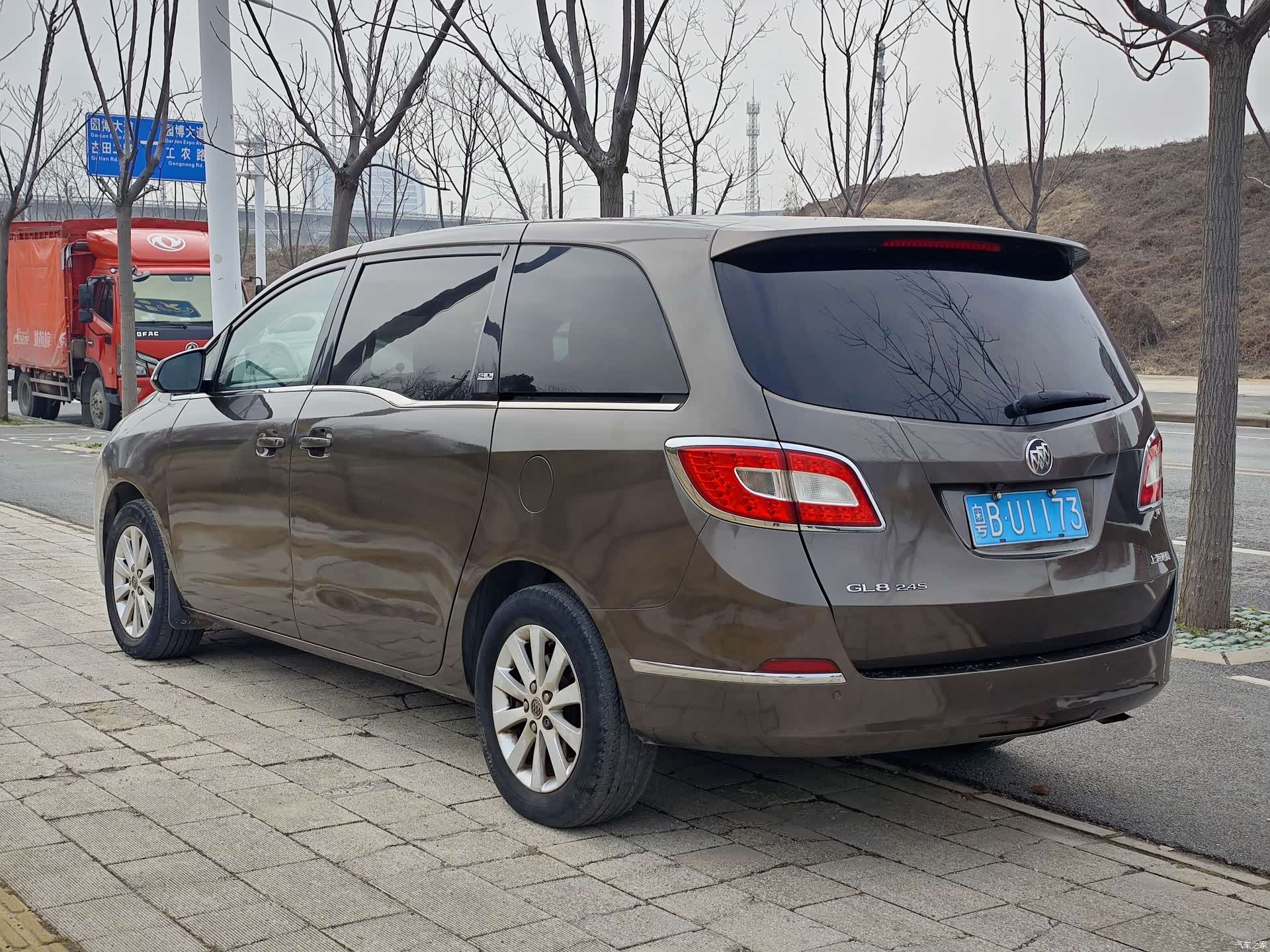 Buick GL8, 2014 19