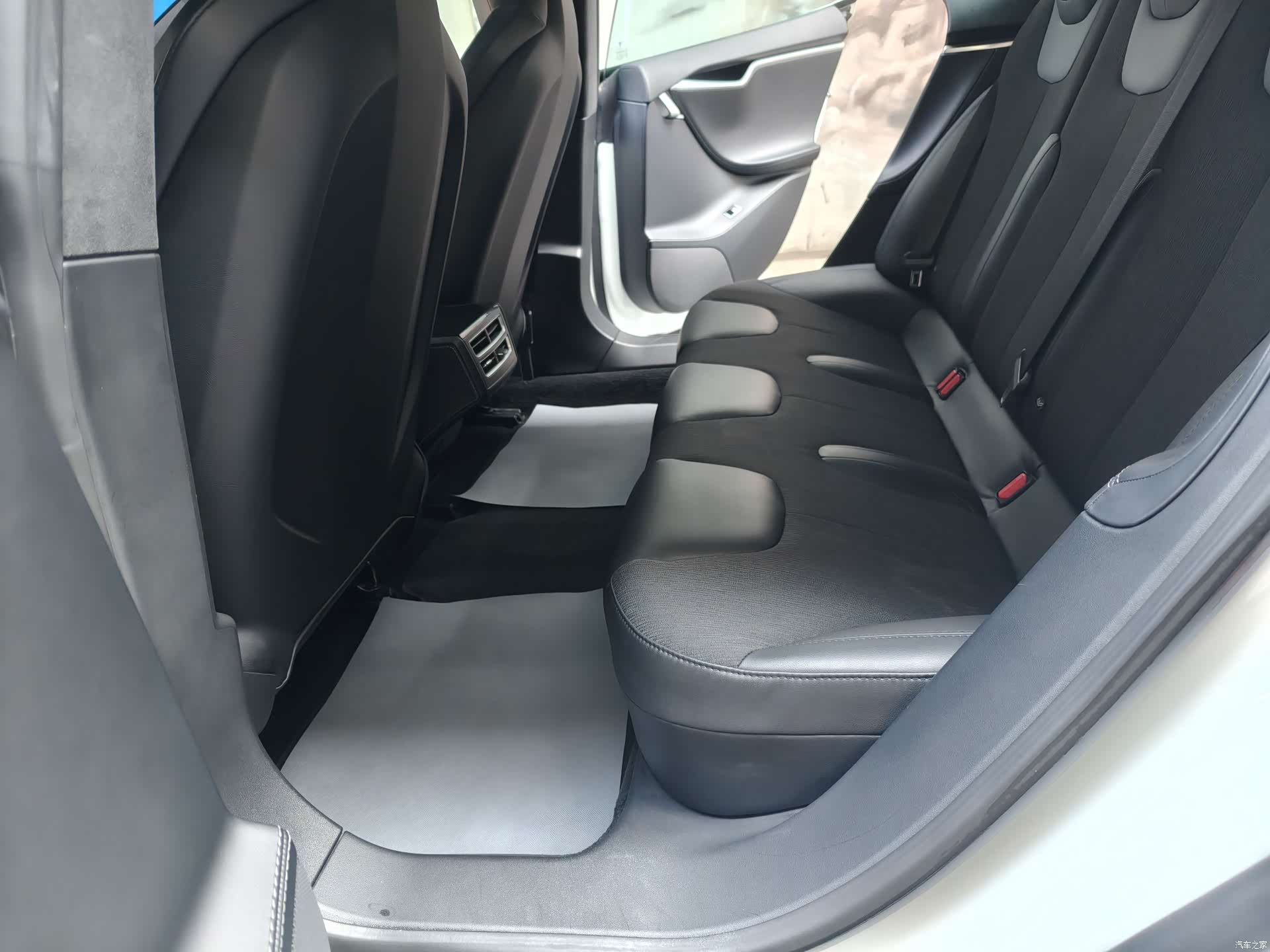 Tesla Model S, 2016 10