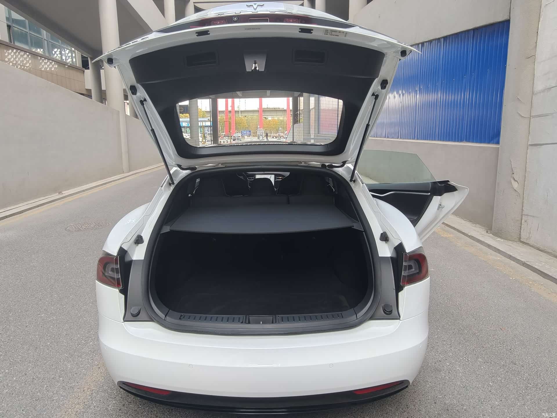 Tesla Model S, 2016 11