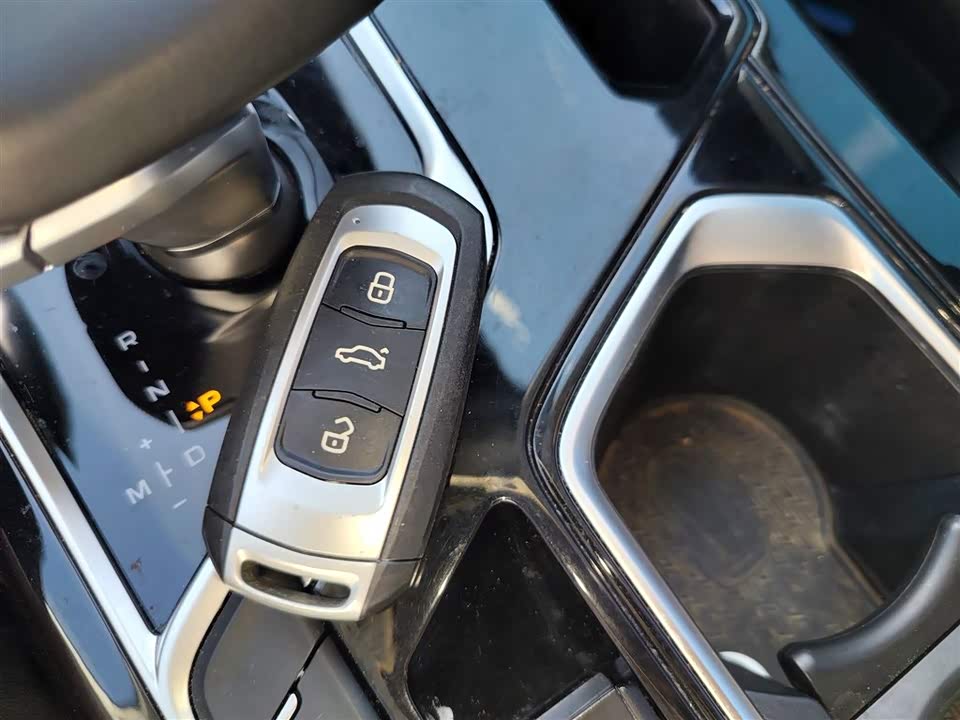 Geely Tugella (рест)