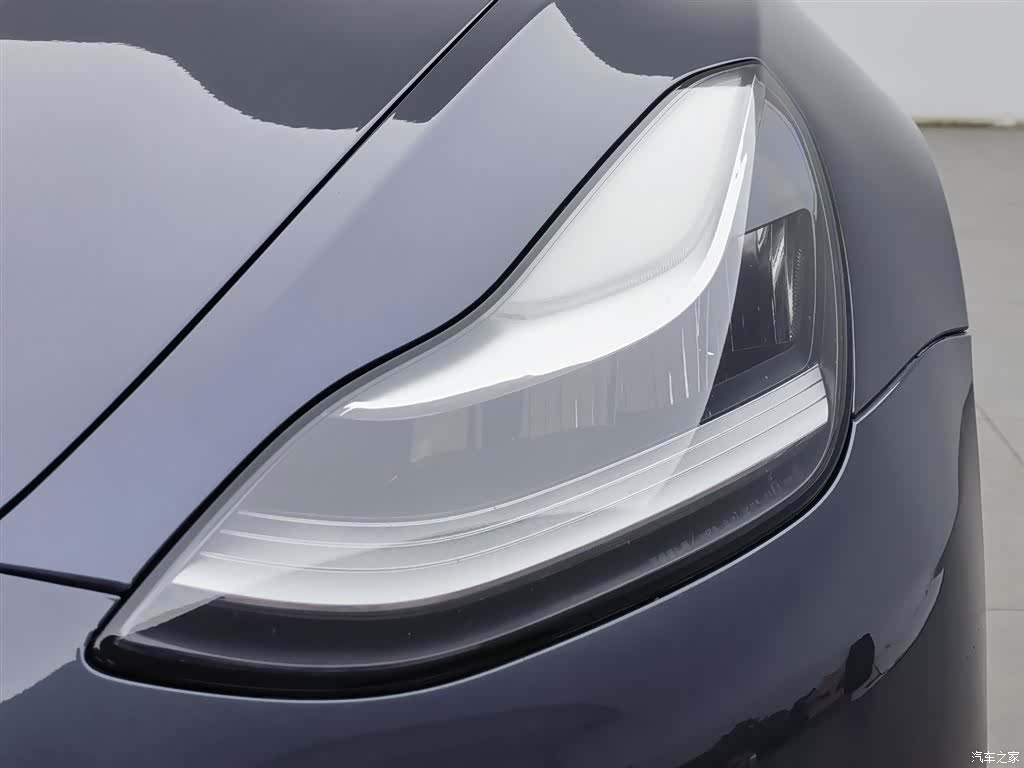 Tesla Model 3, 2020 7