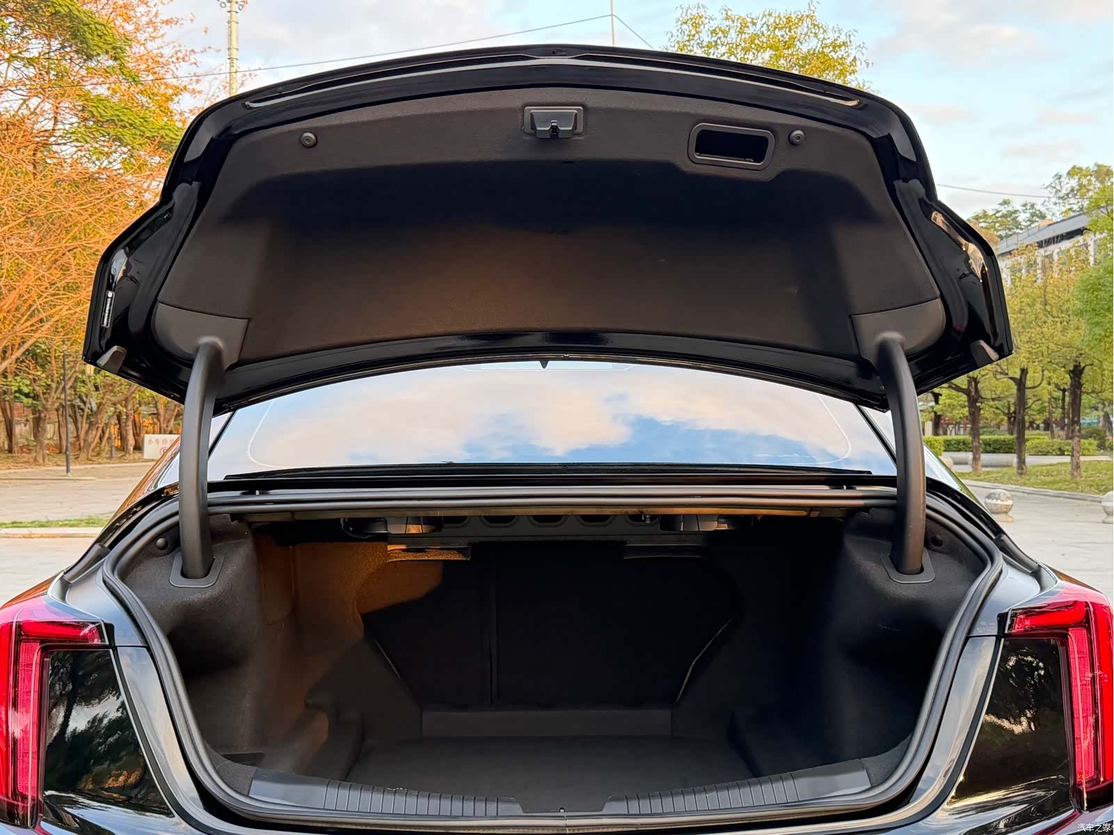 Cadillac CT5, 2023 19