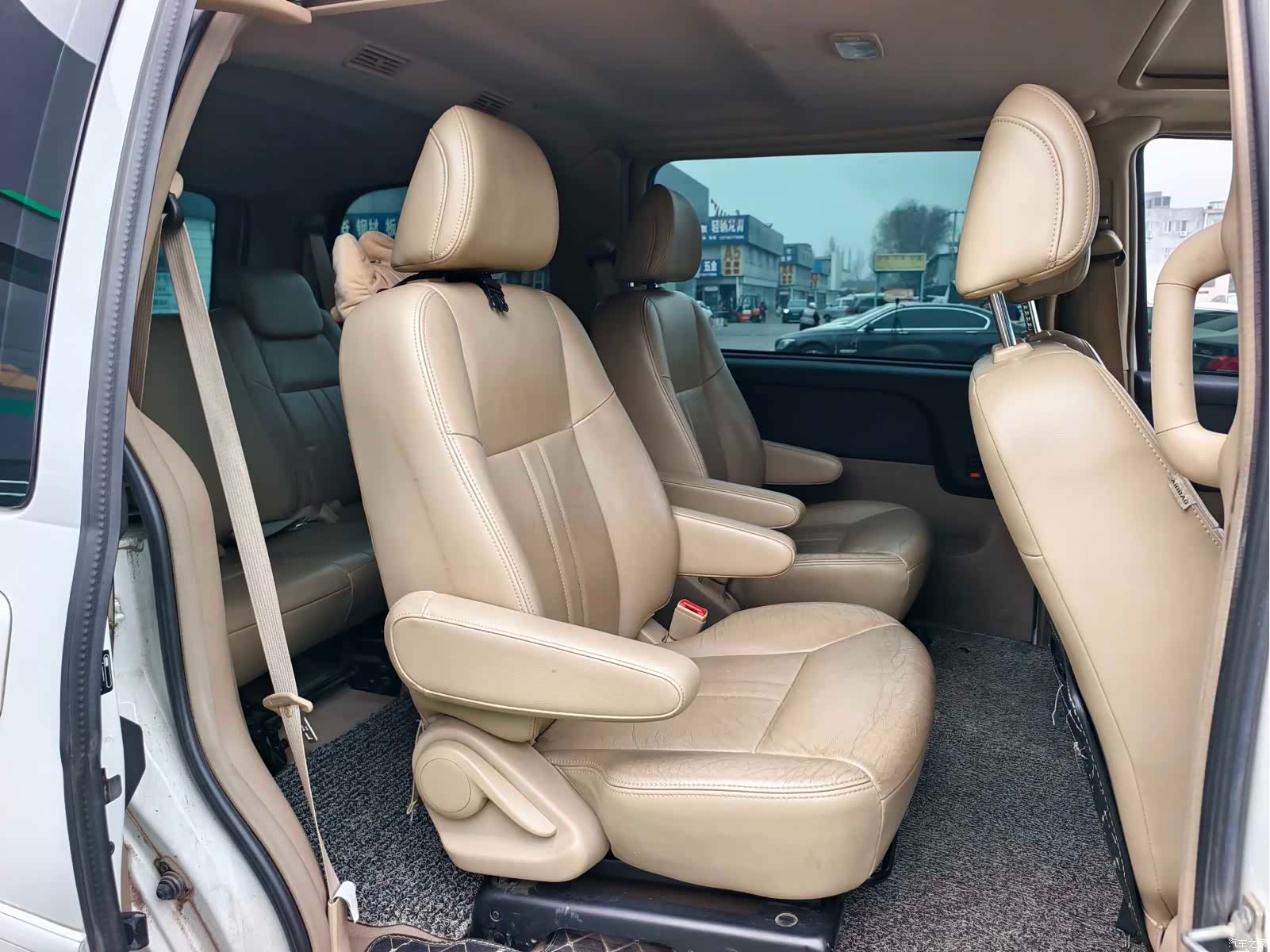 Buick GL8, 2015 14