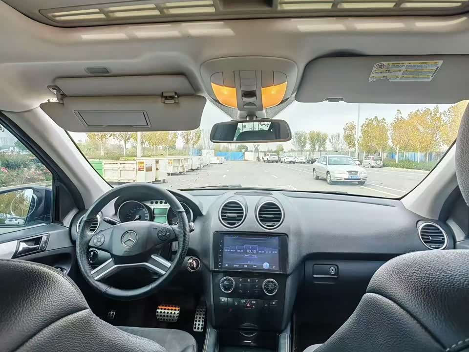 Mercedes-Benz M class