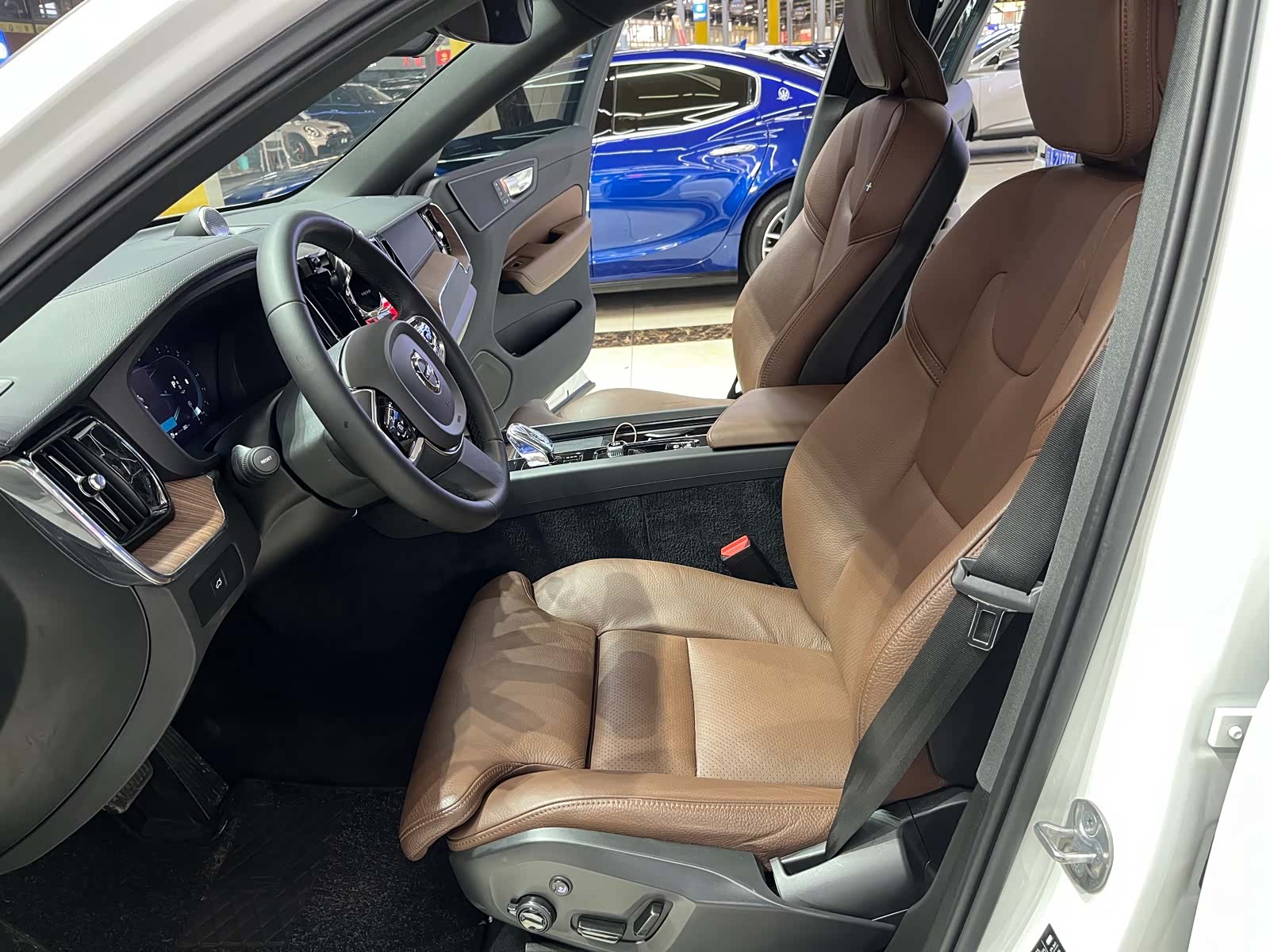 Volvo XC60, 2023 6