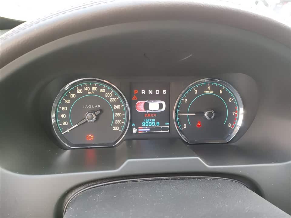 Jaguar XF
