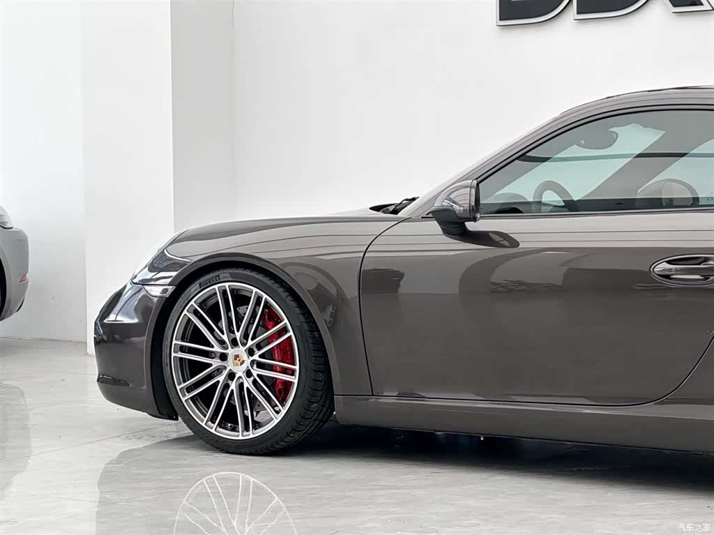 Porsche 911, 2012 9
