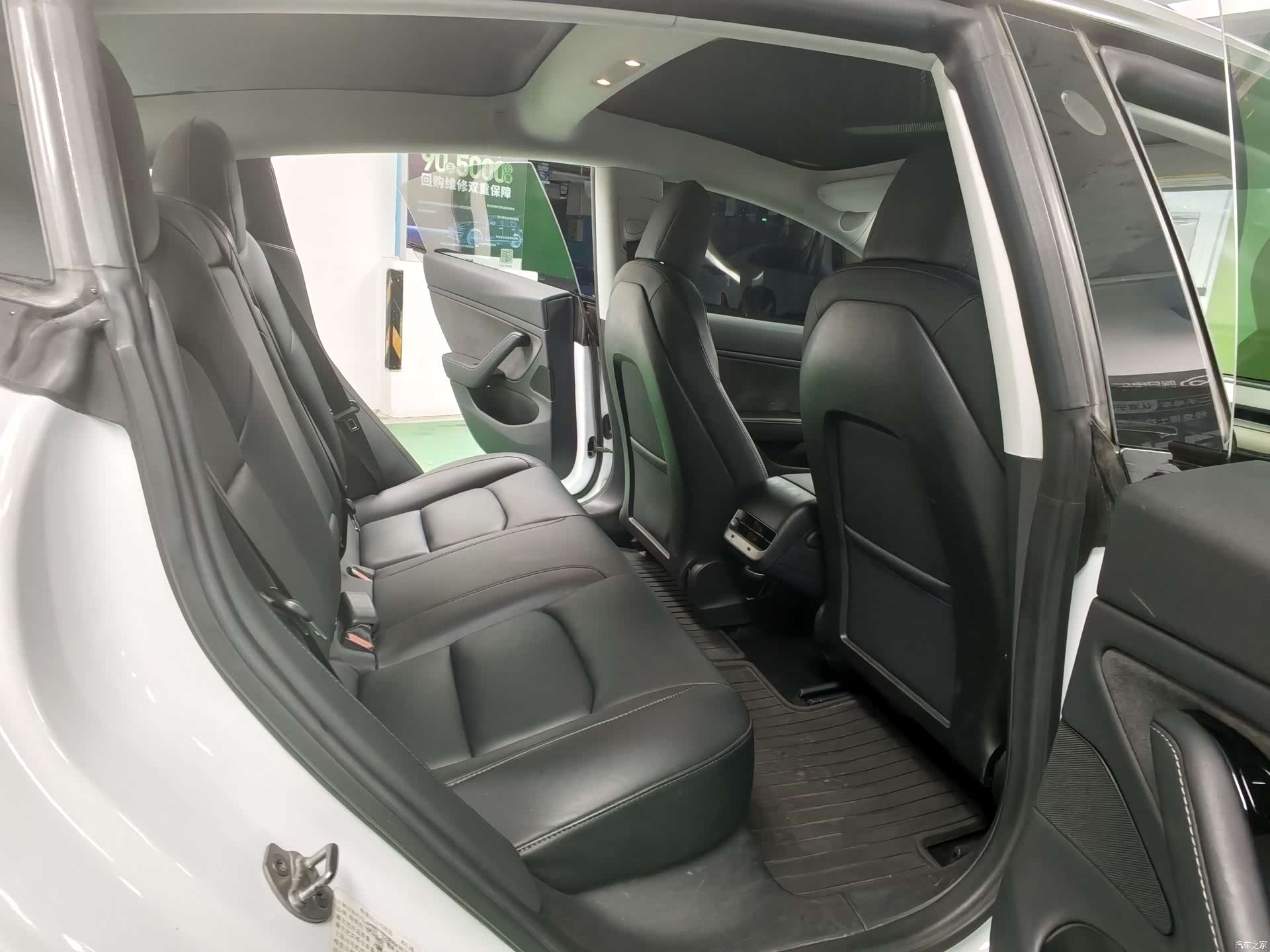 Tesla Model 3, 2019 15
