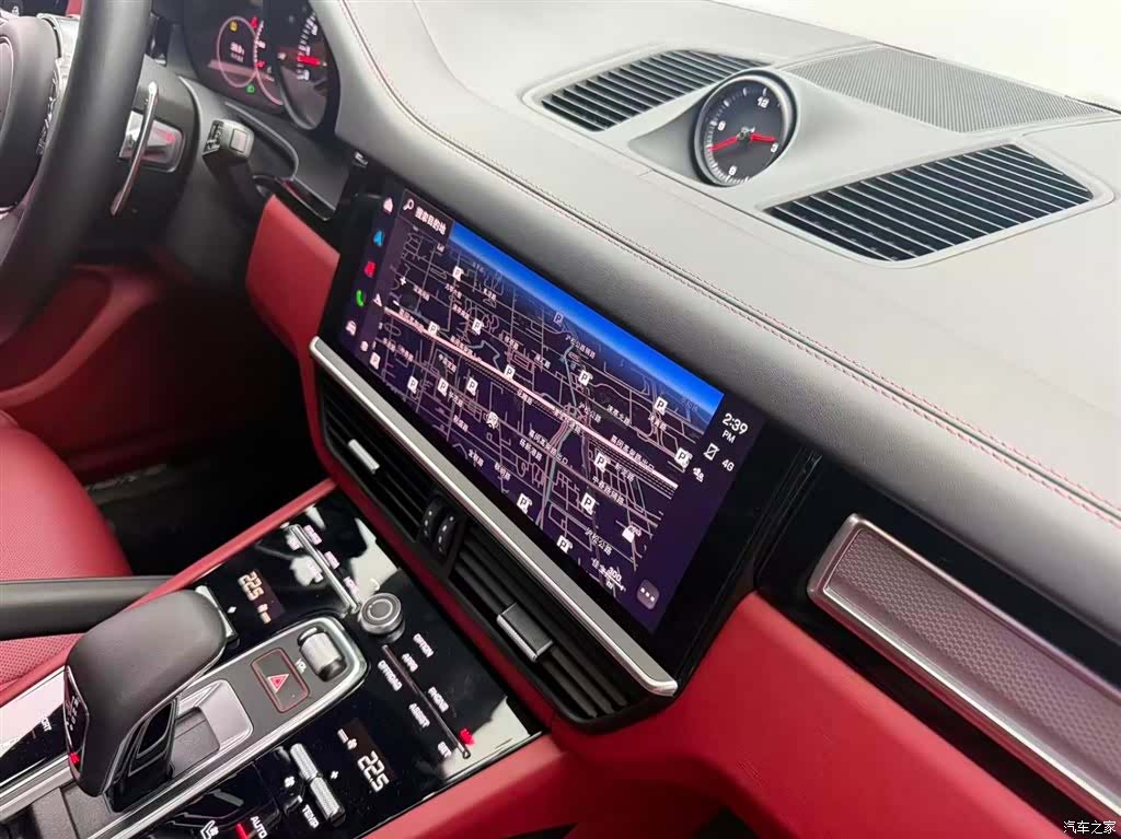 Porsche Cayenne, 2023 13