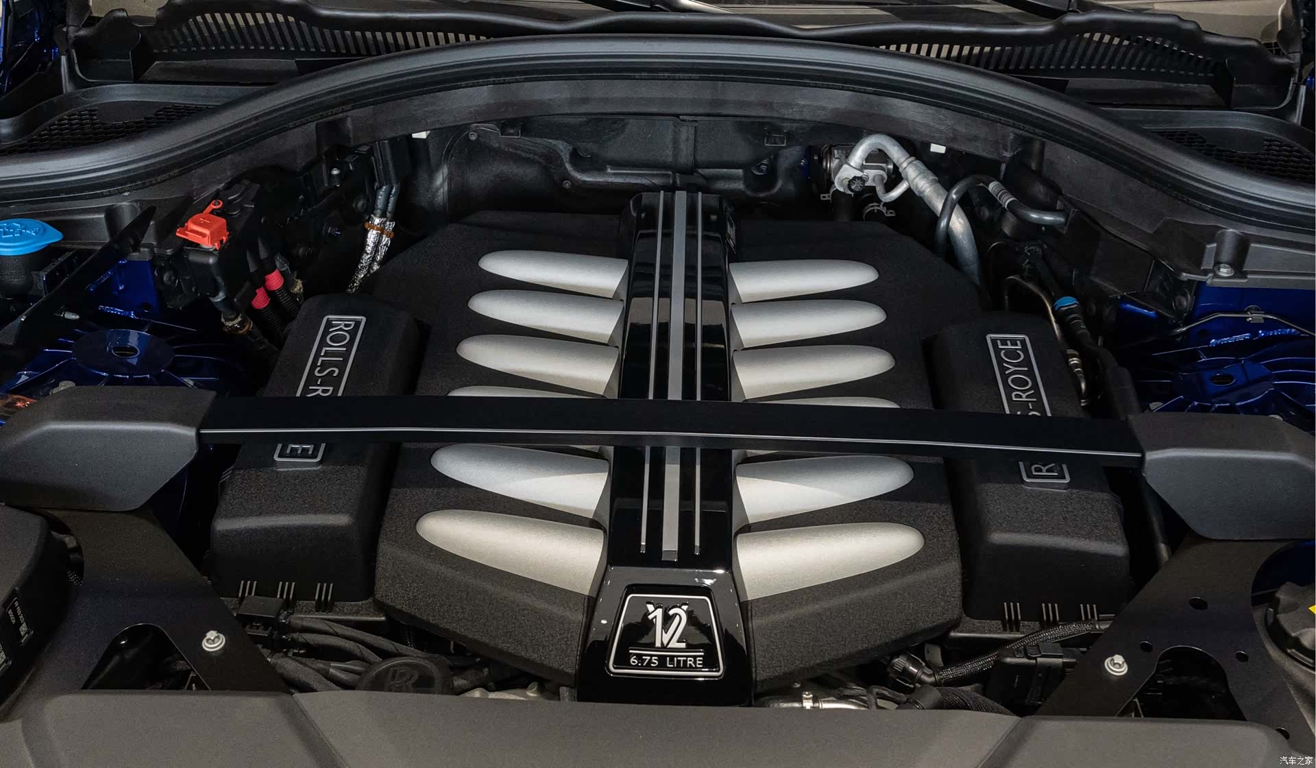 Rolls-Royce Cullinan, 2020 23