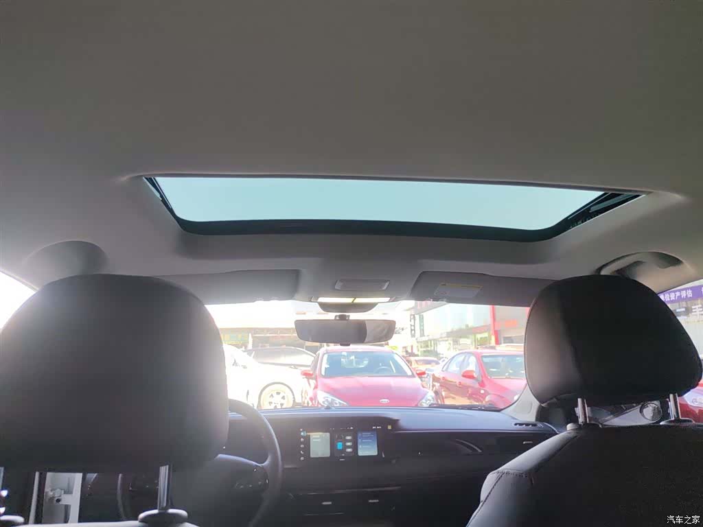 Roewe i5, 2025 18