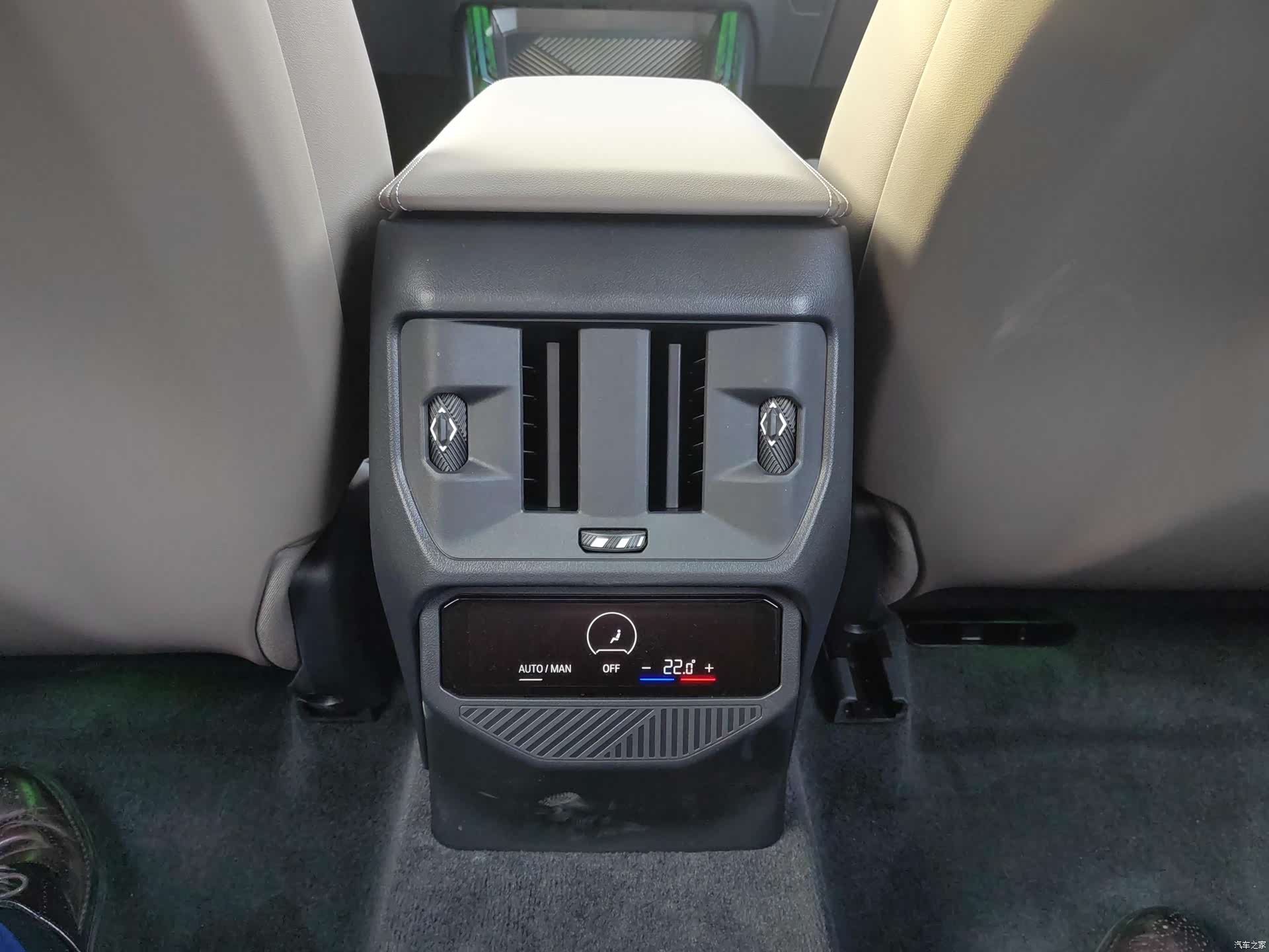 BMW X3, 2026 4