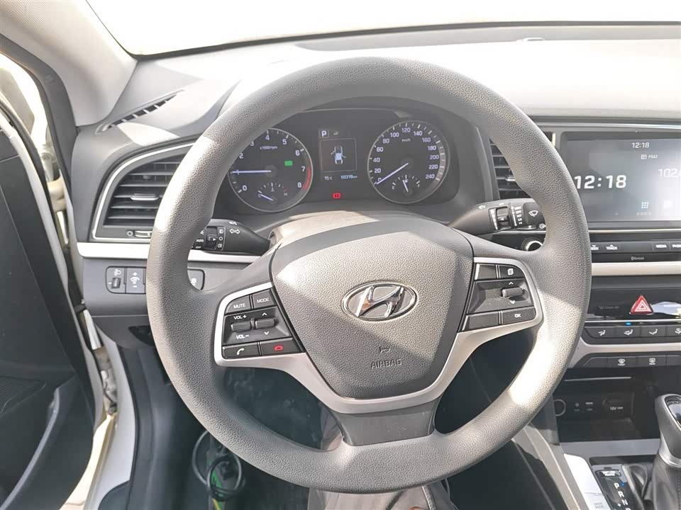 Hyundai Lead
