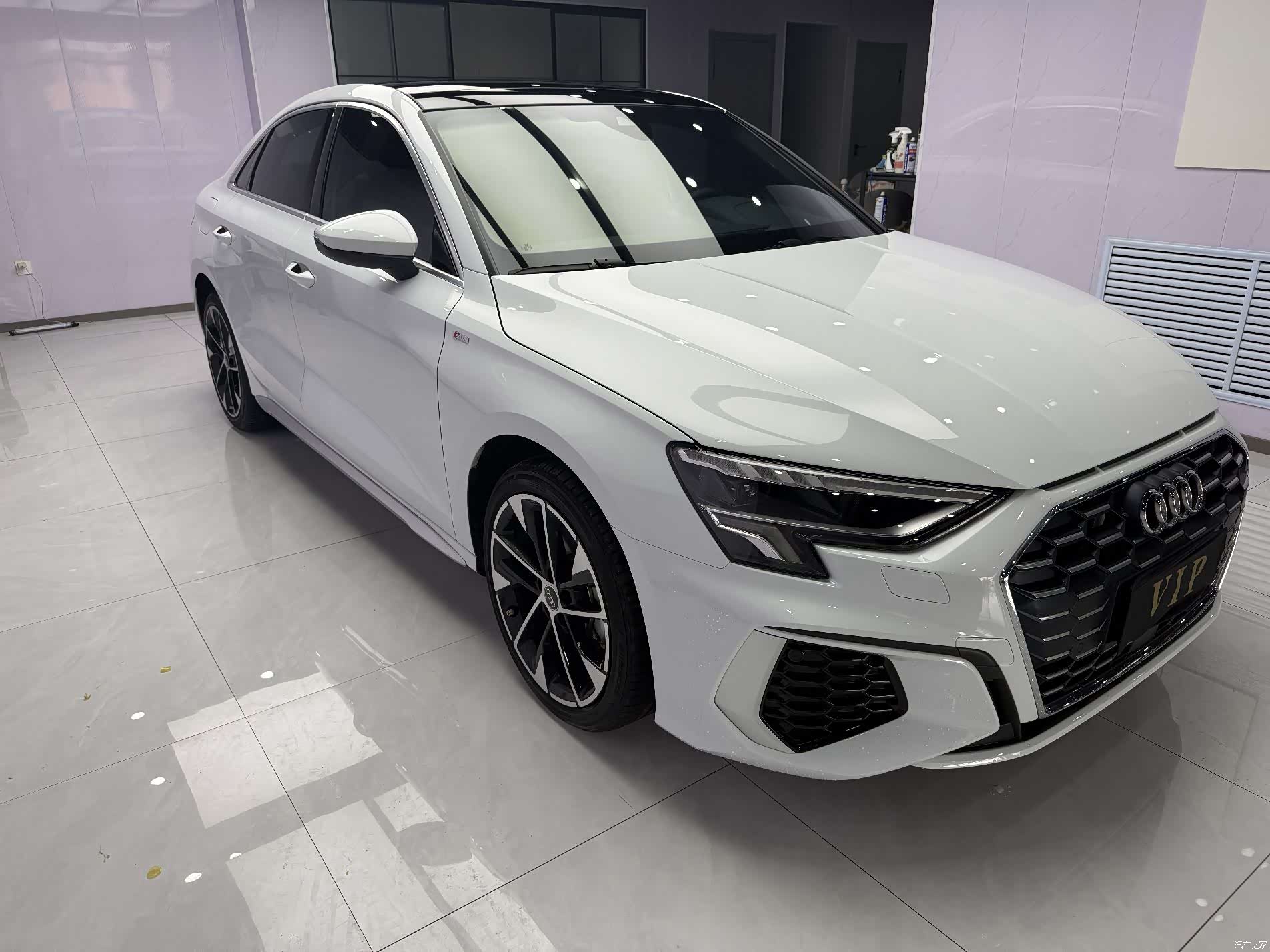 Audi A3, 2023 все фото