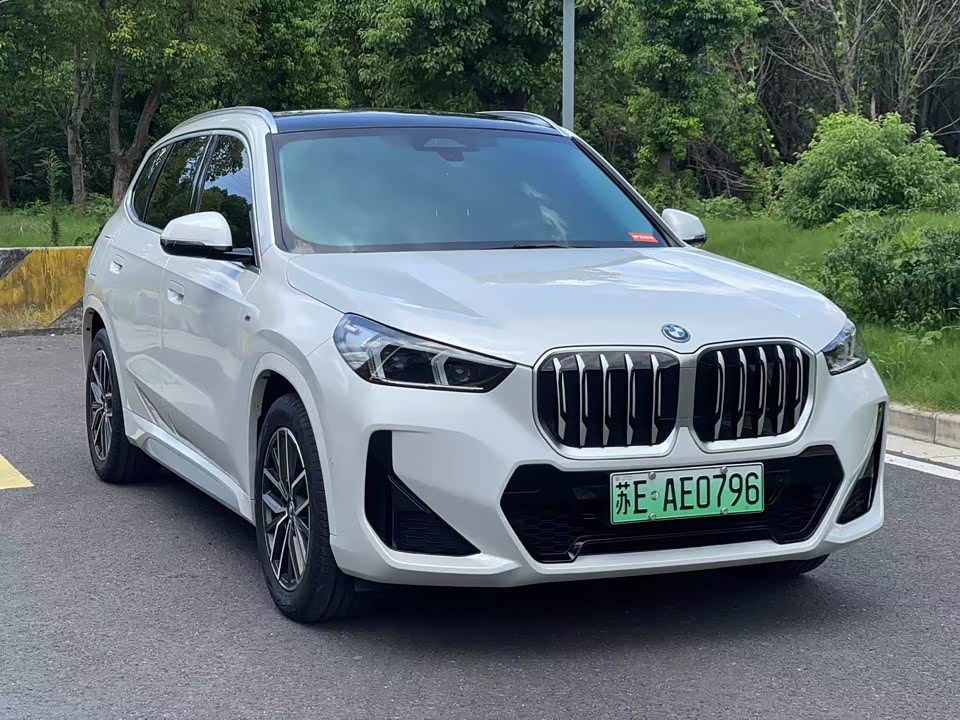 BMW iX1 BMW iX1