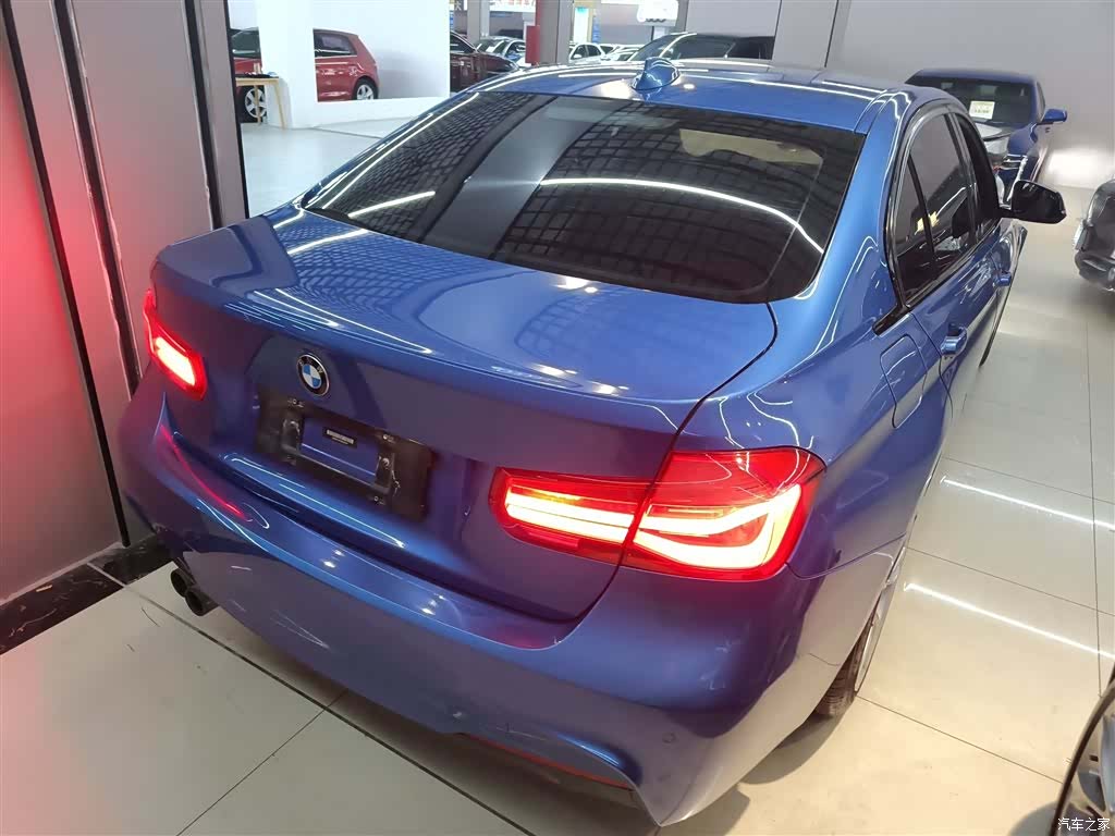 BMW 3 Series, 2017 все фото