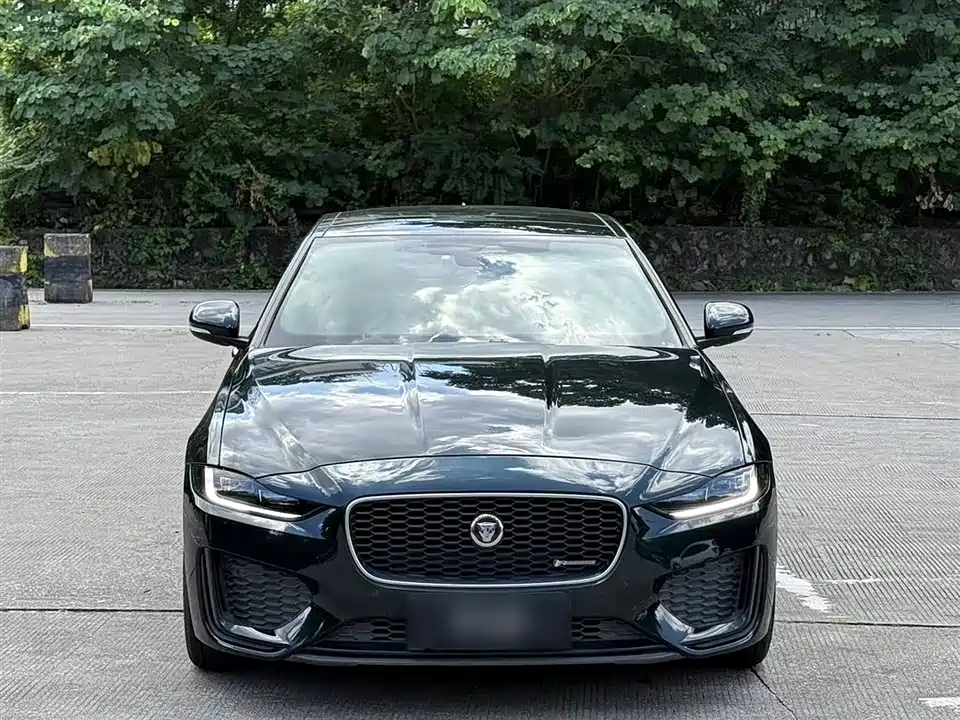 Jaguar XEL