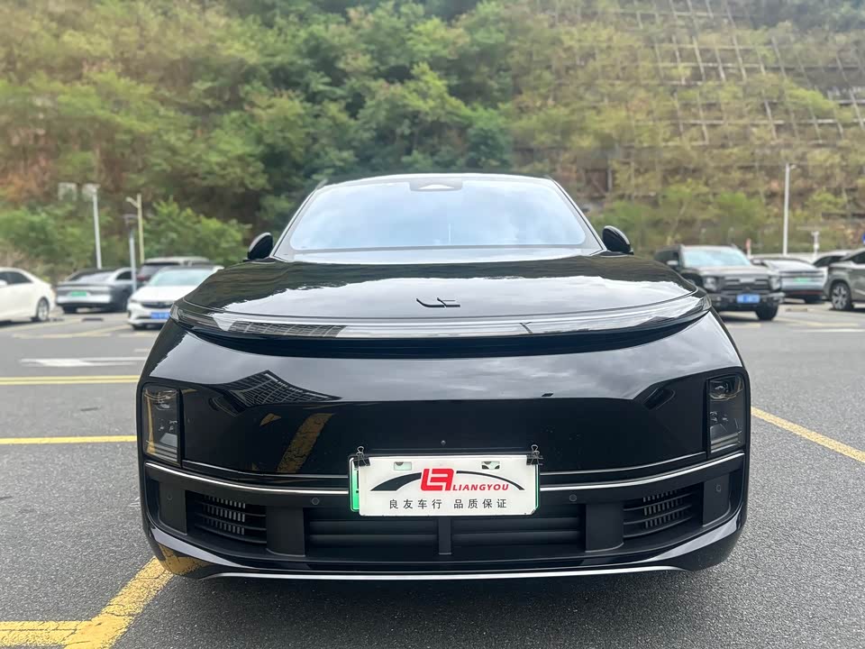 Li Auto Ideal L8