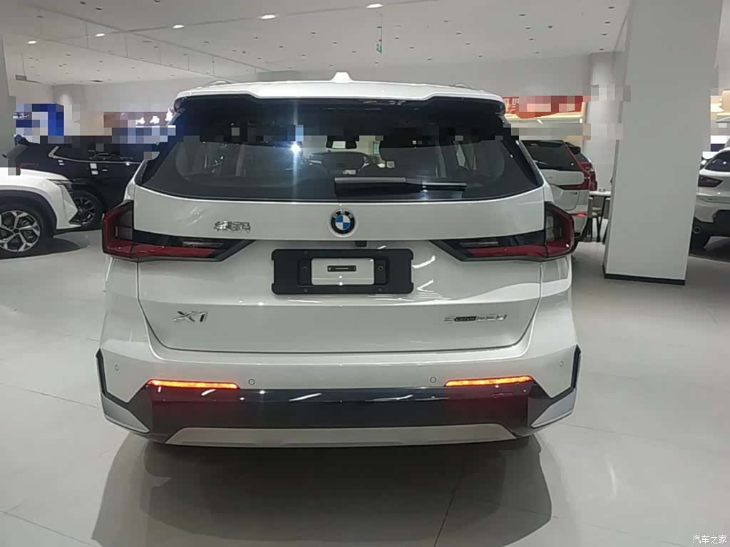 BMW X1, 2025 6