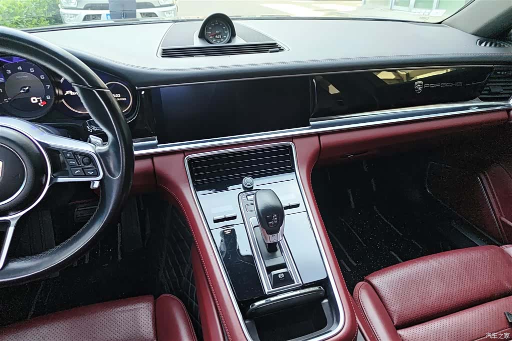 Porsche Panamera, 2019 13
