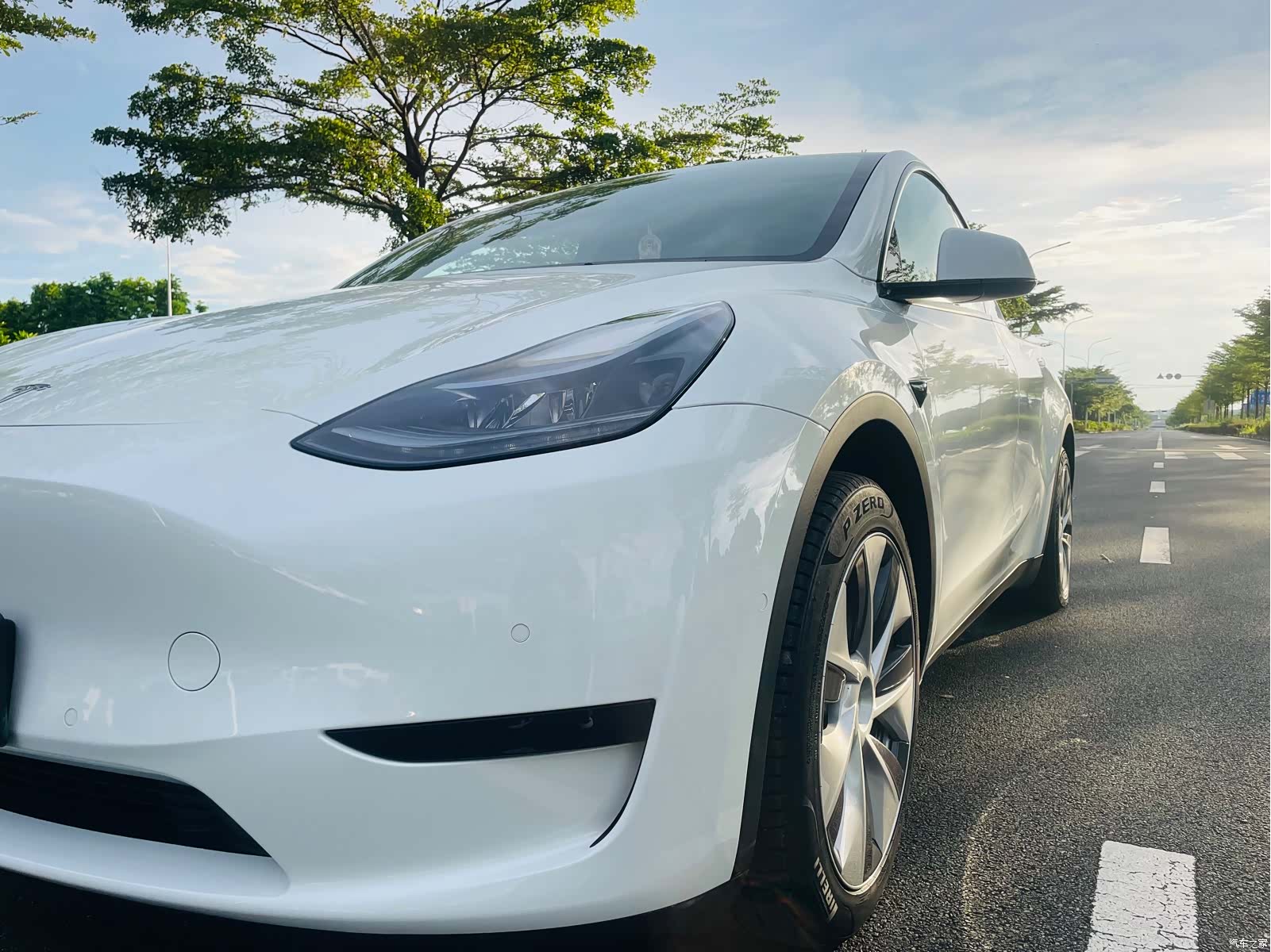 Tesla Model Y, 2023 12