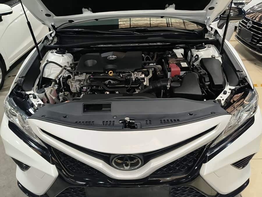 Toyota Camry 2021, фото 19