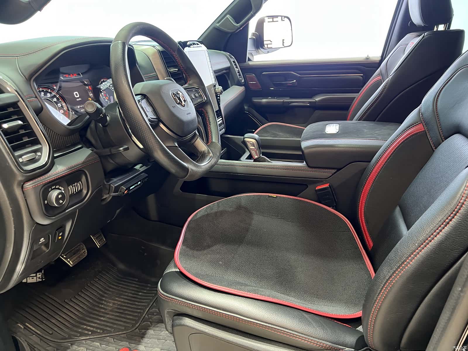 RAM Trucks, 2022 9